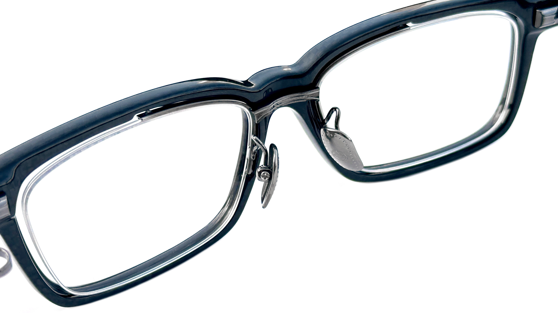 999.9 LUXURYフレーム CFRP-04 ダブルフロント構造