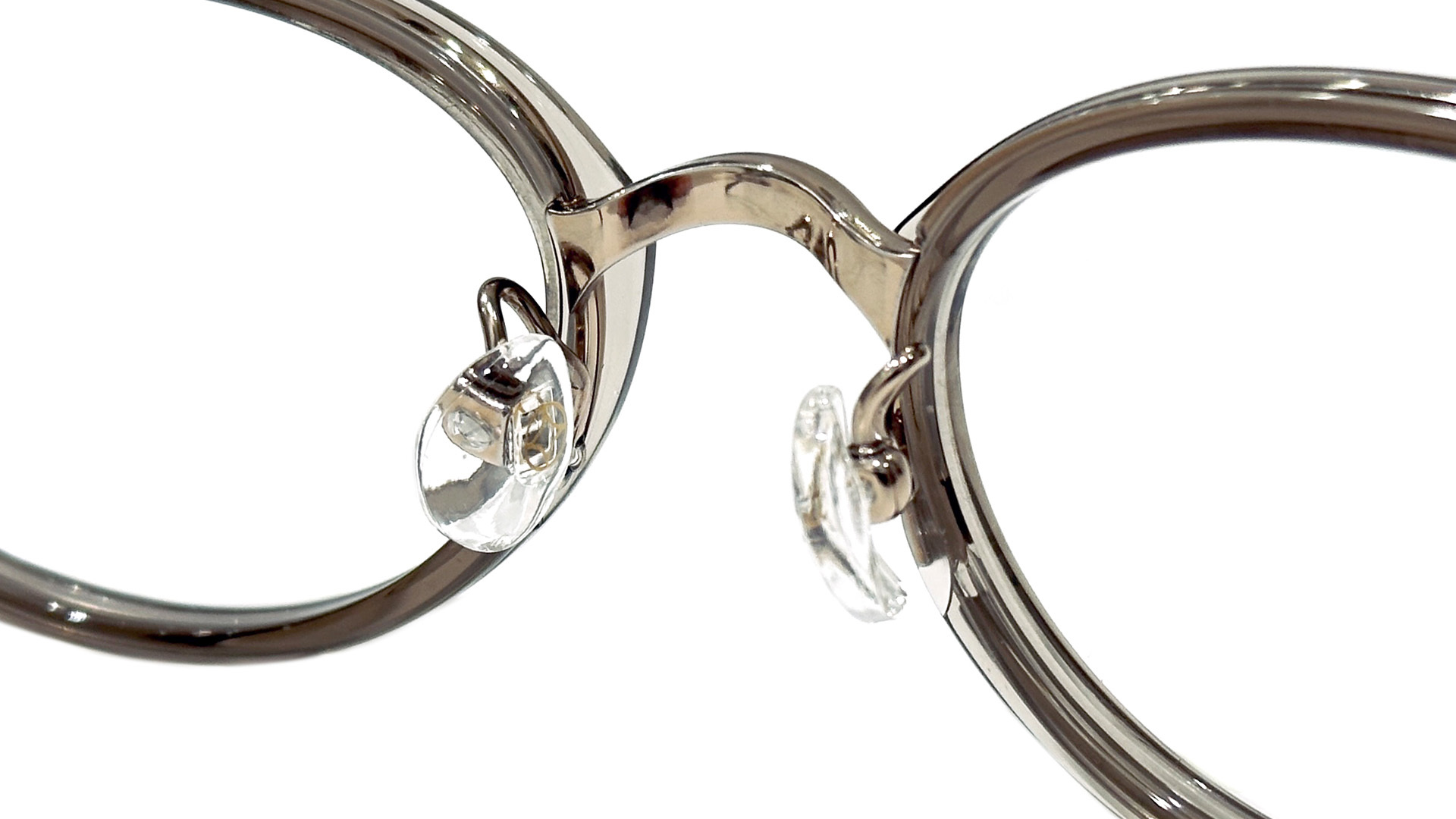 フォーナインズ 2025秋冬モデル M-146 Sサイズのレディースパッド