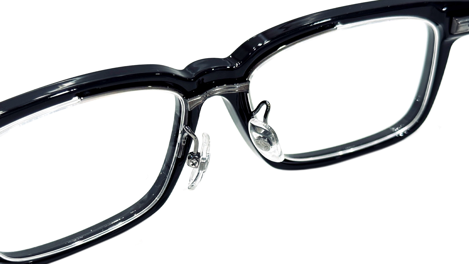 999.9 ネオプラスチックフレーム NPI-03 インジェクション成形を用いたダブルフロント構造