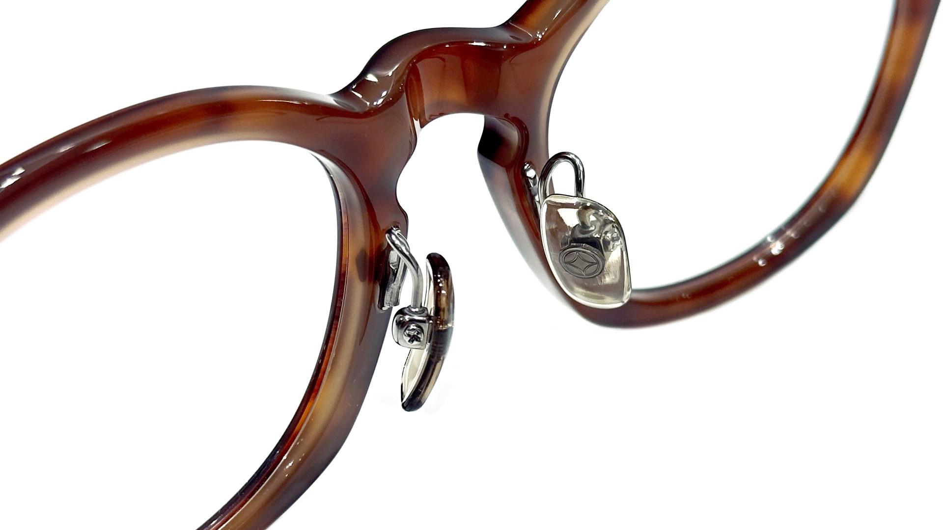 999.9 2025 新作モデル NPM-152 フォーナインズ独自のクリングスパーツ